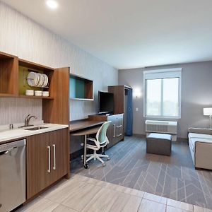 One-Bedroom King Suite